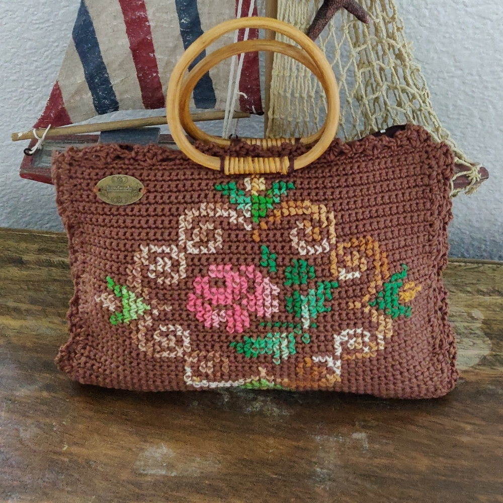 Mini Embroidered %100 Handmade Crochet š§¶Hand Bag - Picture 8 of 13